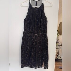 BcbgMaxAzria Size 4 Little black dress